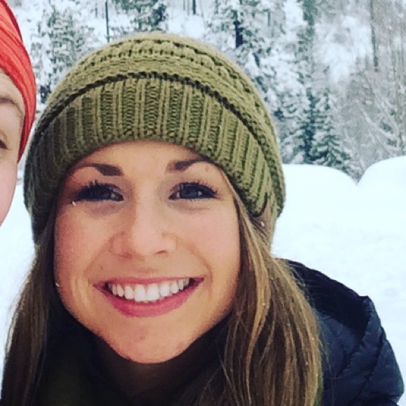 Meet your Posher, Shea - Picture 1 of 1